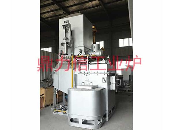 机边熔化保温炉